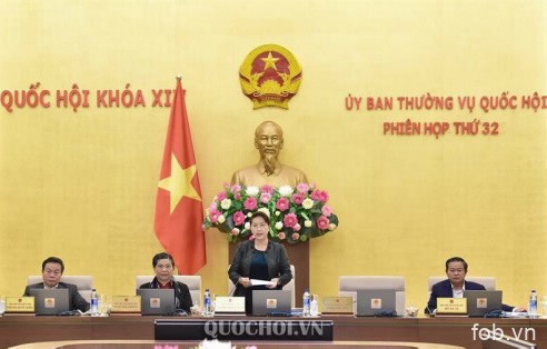 越南国会常委会通过规定公安军衔为中将、少将职称的决议